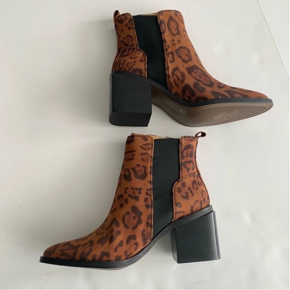 New Vince Camuto Kreshna Chelsea boot leopard print leather booties animal - Picture 9 of 12